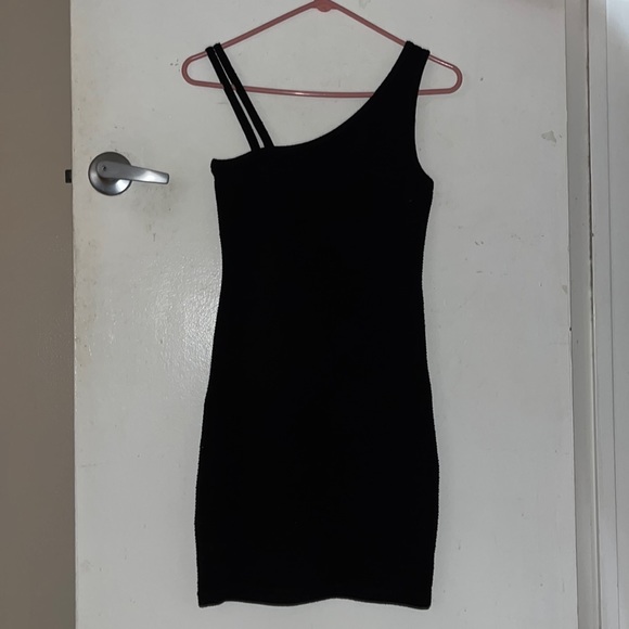 Guess Black Dress - Picture 2 of 5